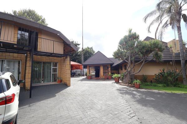 5 Bedroom House