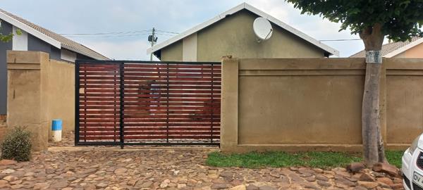 2 Bedroom House