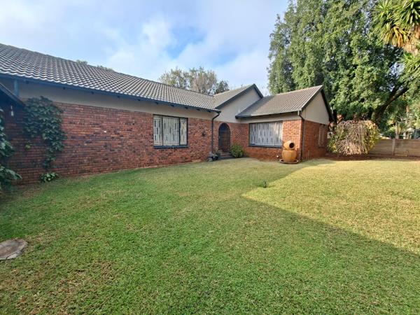 6 Bedroom House