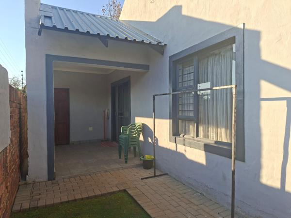 2 Bedroom House