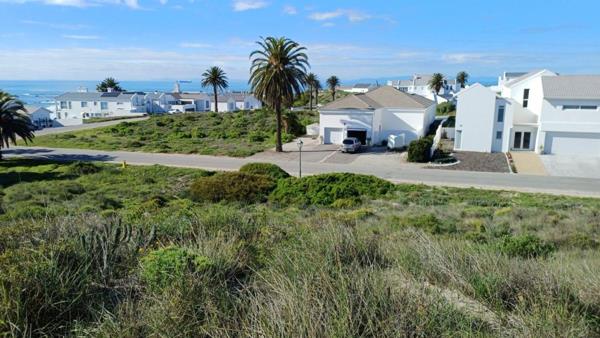 545 m² Land