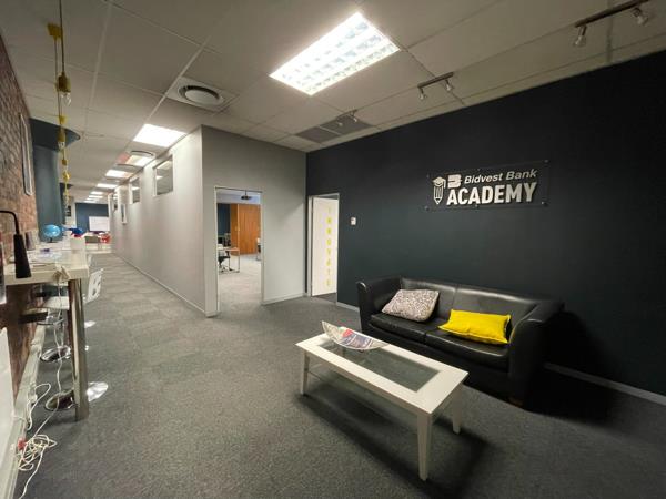 279 m² Office Space