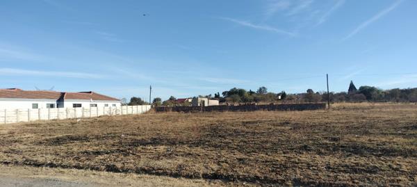 1 488 m² Land