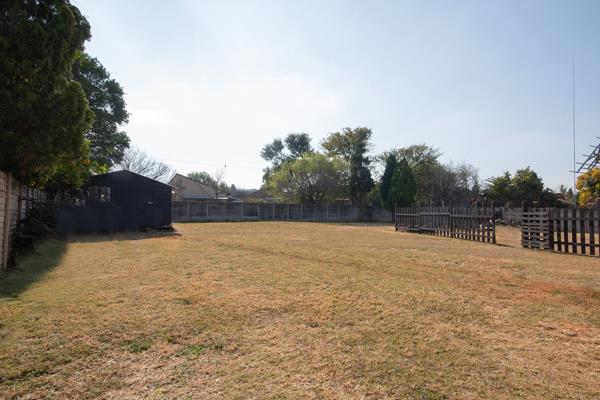 752 m² Land