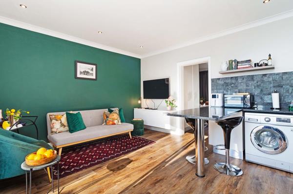 1 Bedroom Apartment