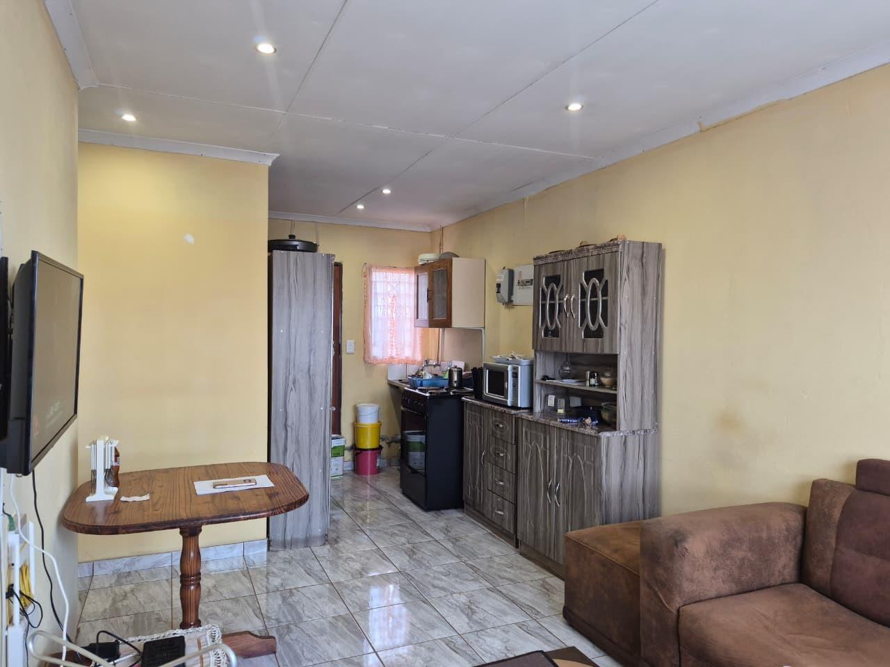 House in Westonaria Local Municipality, Westonaria Ward 6 - View 4