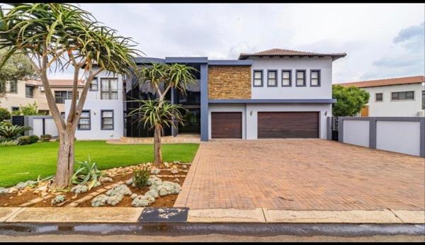 5 Bedroom House