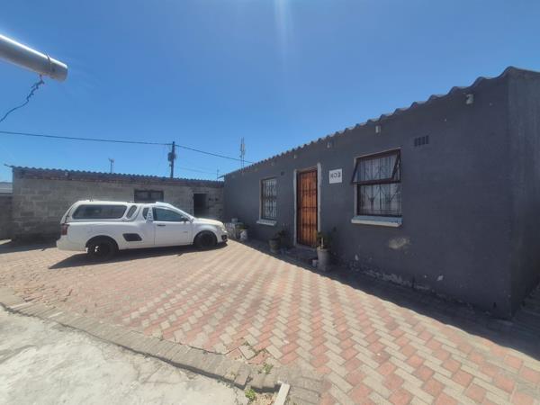 2 Bedroom House