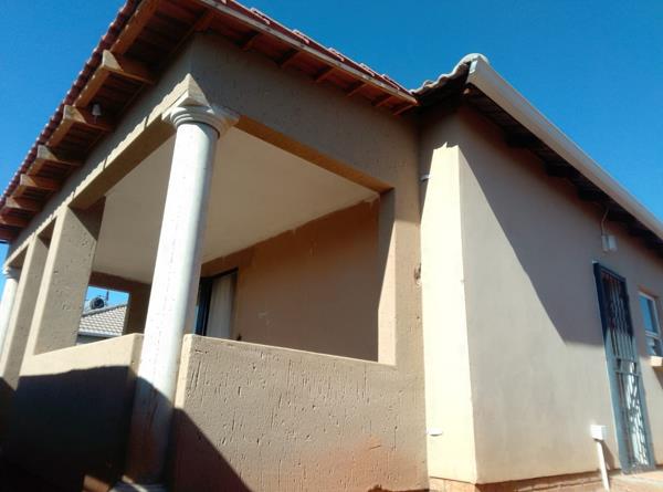 2 Bedroom House