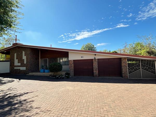 5 Bedroom House