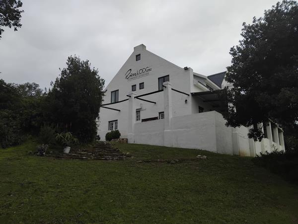 8 Bedroom House