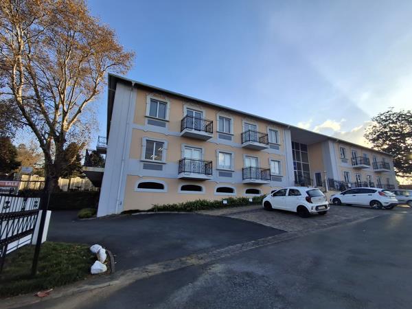 1 640 m² Commercial space