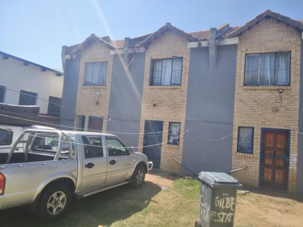 8 Bedroom Apartment