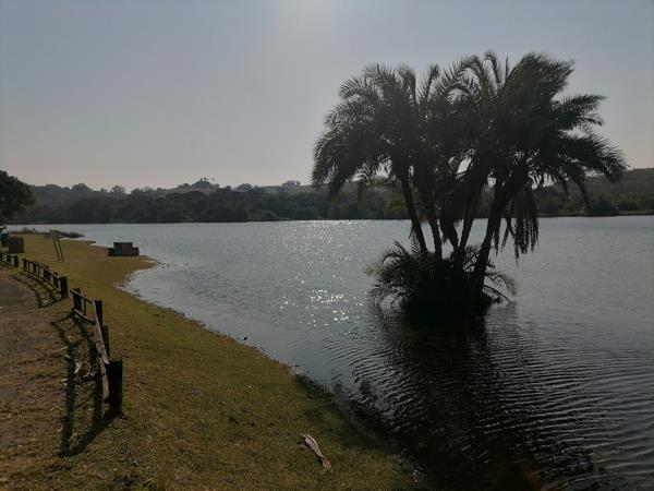 1 881 m² Land