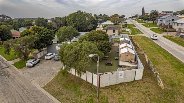 1 Bedroom House