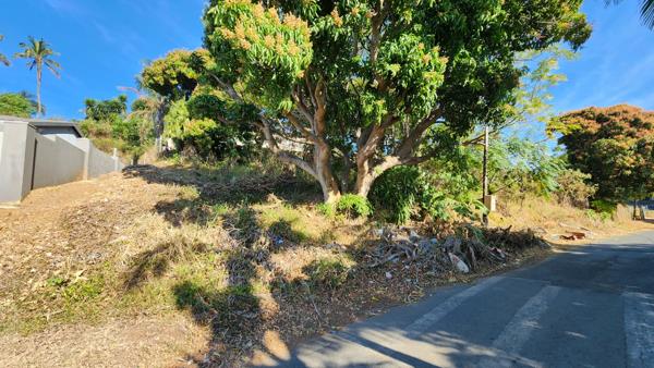 700 m² Land