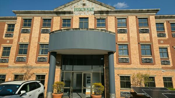 324 m² Commercial space