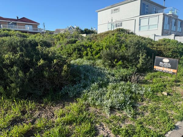 807 m² Land