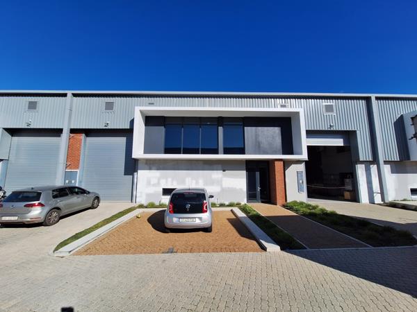 332 m² Industrial space
