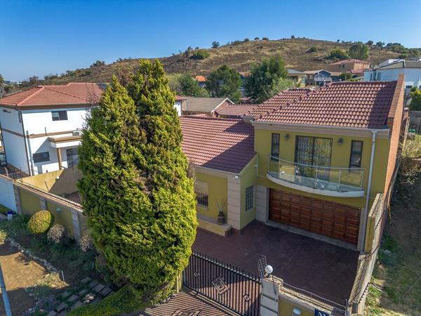 5 Bedroom House