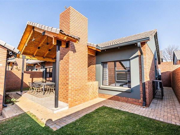 3 Bedroom Townhouse