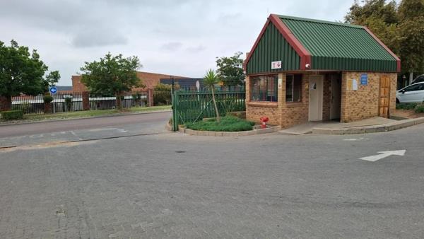 1 033 m² Commercial space