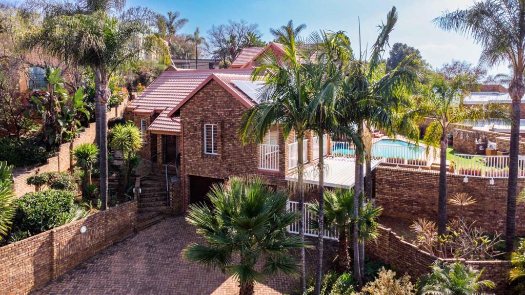 4 Bedroom House