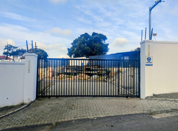 1 227 m² Land