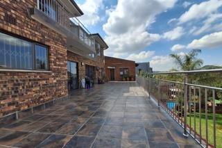 6 Bedroom House