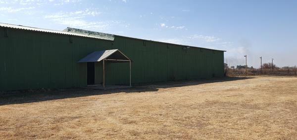 2 400 m² Industrial space