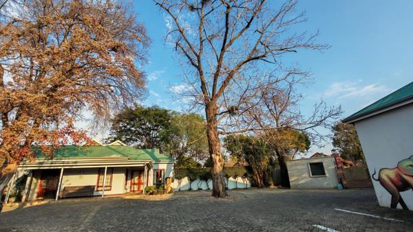 3 681 m² Commercial space