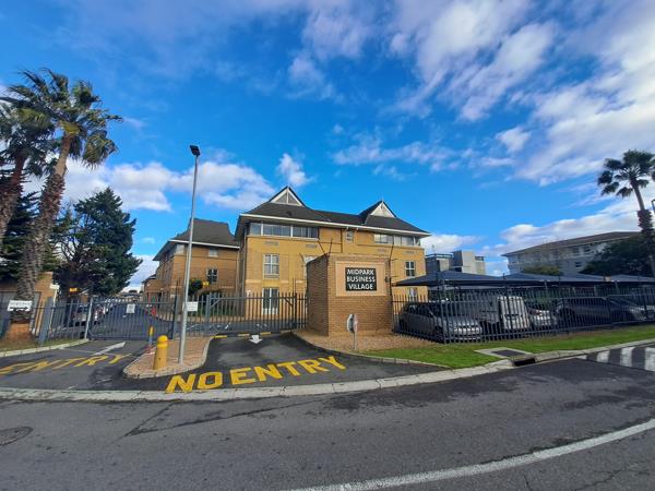65 m² Commercial space
