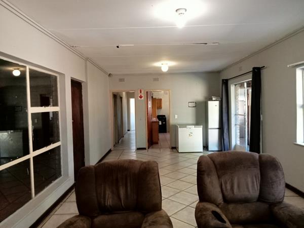 8 Bedroom House