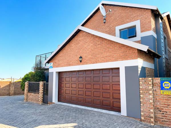 4 Bedroom Townhouse