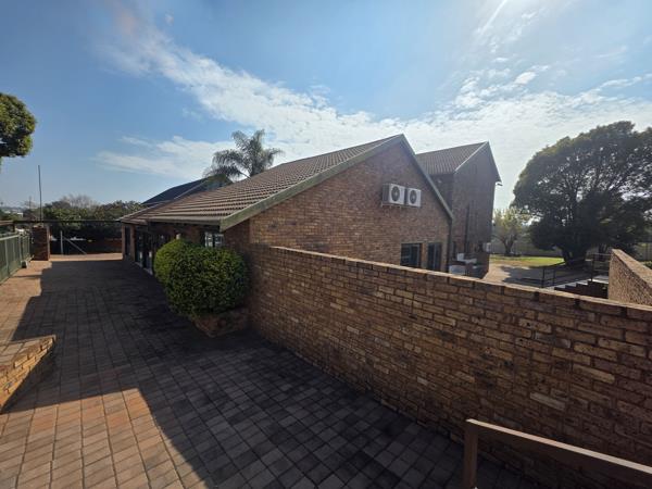 548 m² Commercial space