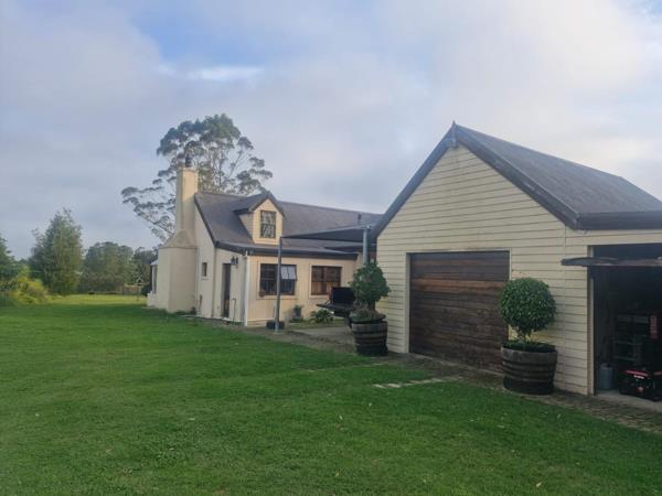 2 Bedroom House