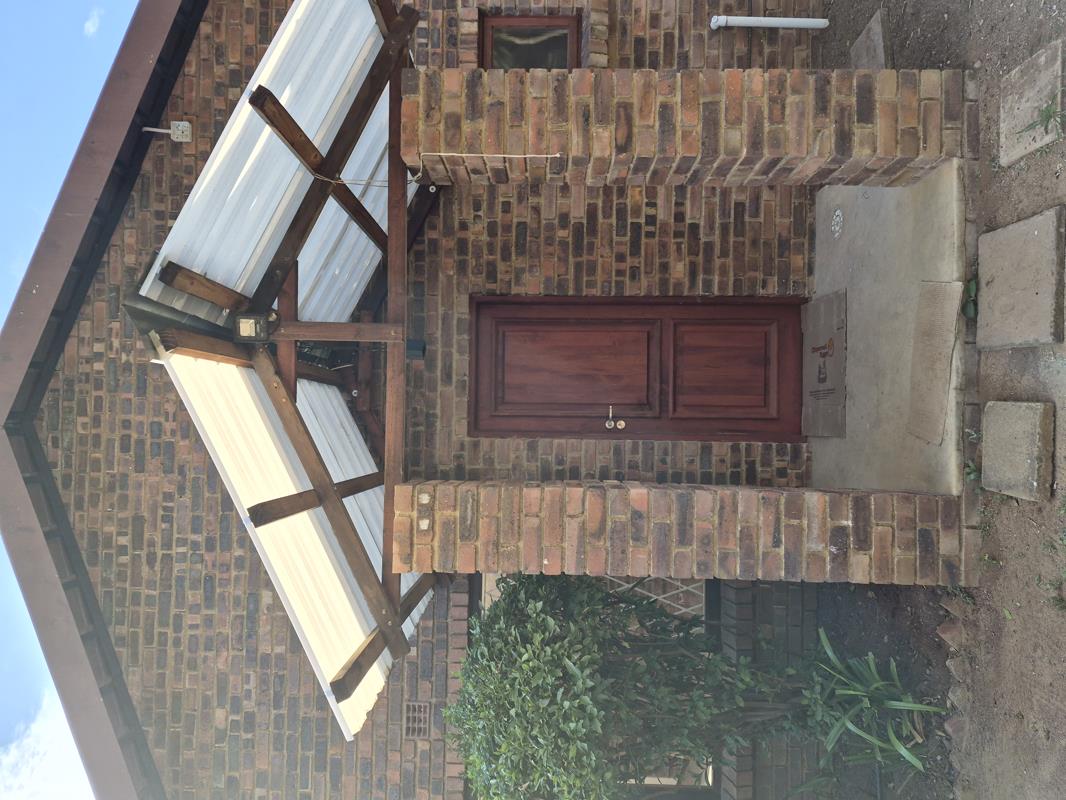 1 Bedroom Garden Cottage in North Riding