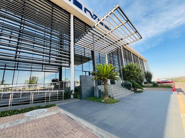 1 050 m² Commercial space