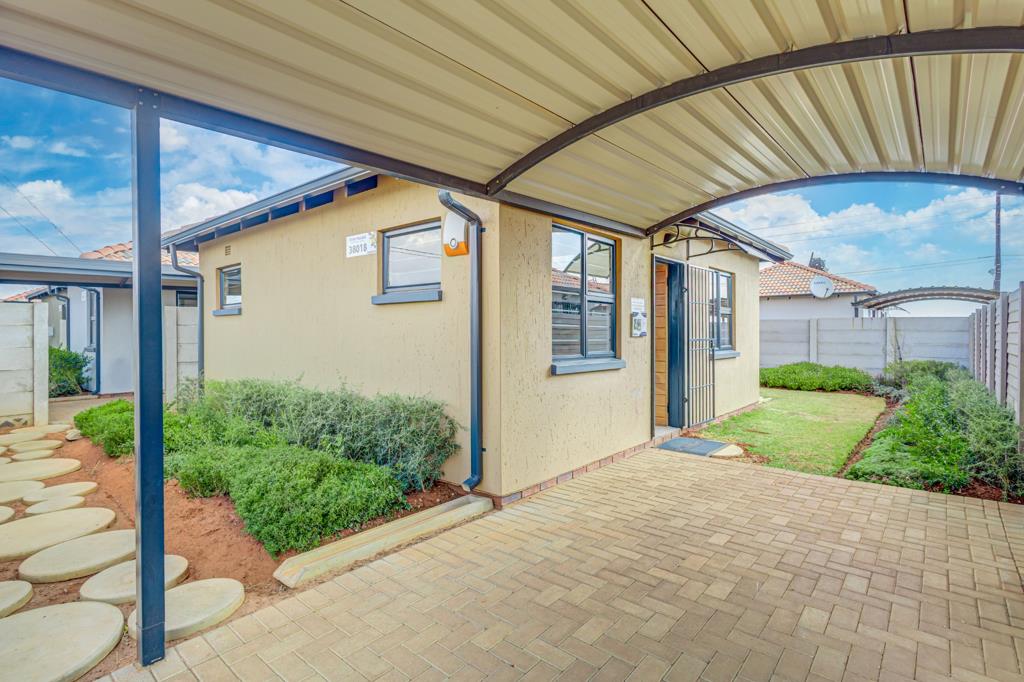 2 Bedroom House