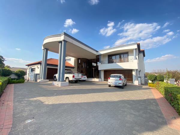 6 Bedroom House
