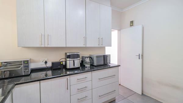 3 Bedroom Apartment
