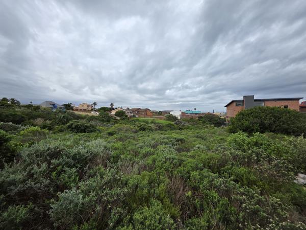 851 m² Land