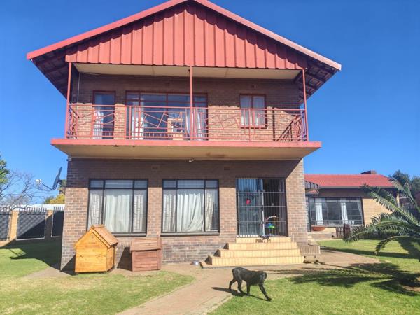 5 Bedroom House