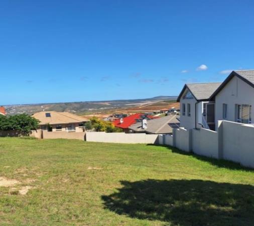 408 m² Land