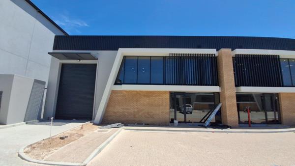 572 m² Industrial space