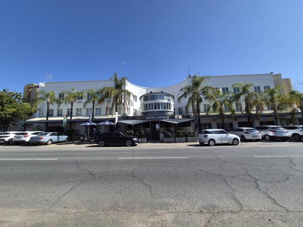 208 m² Commercial space