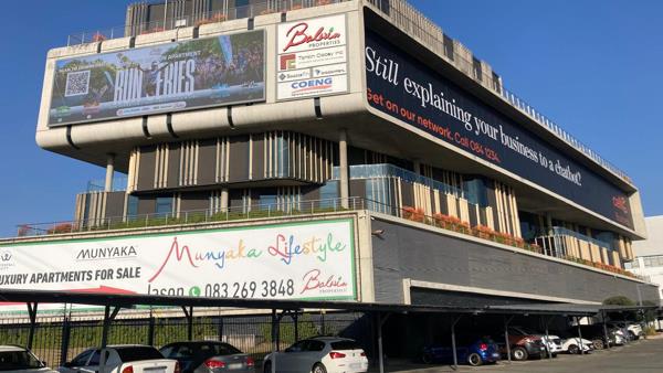 1 310 m² Commercial space