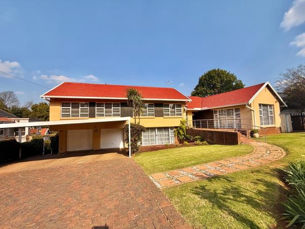 6 Bedroom House