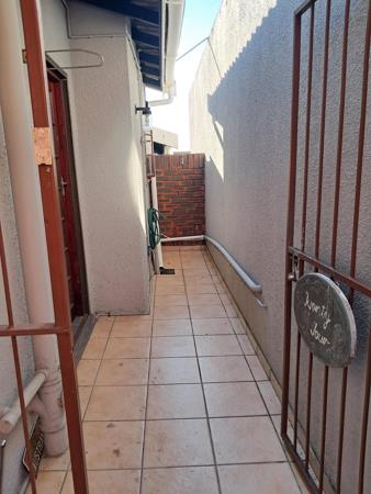 1 Bedroom Simplex
