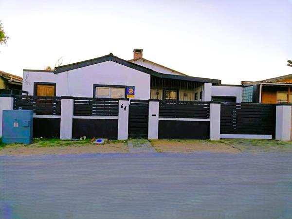 4 Bedroom House